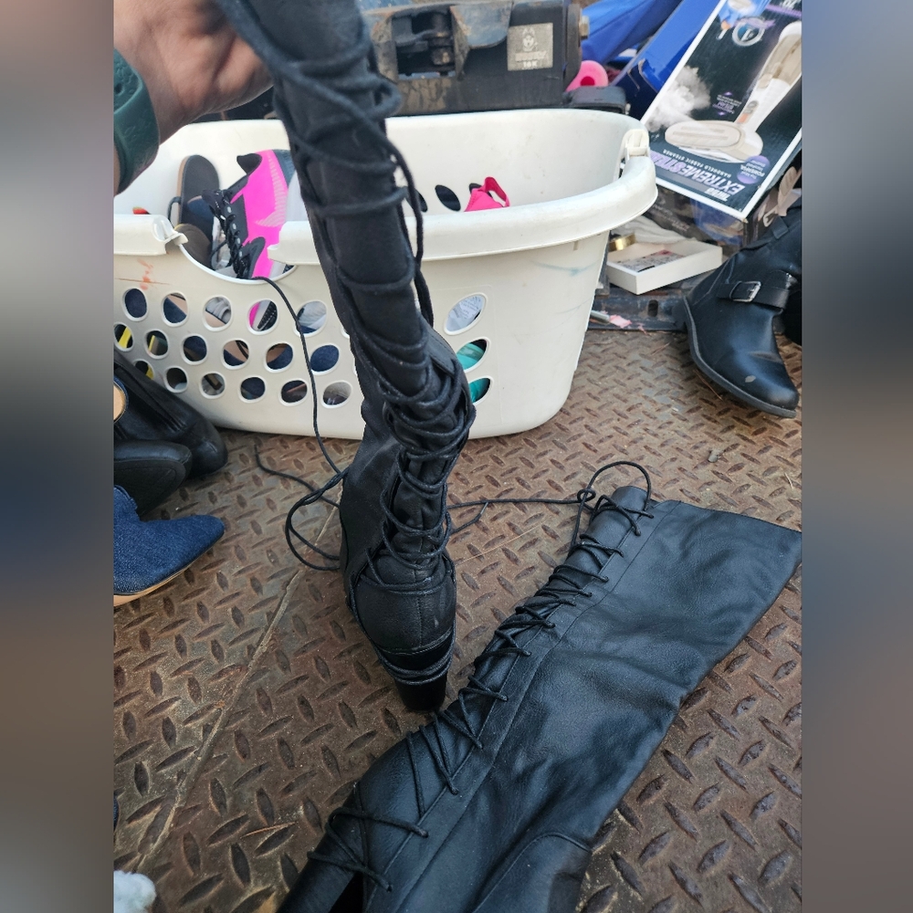 Black Lace-Up Women's Boots